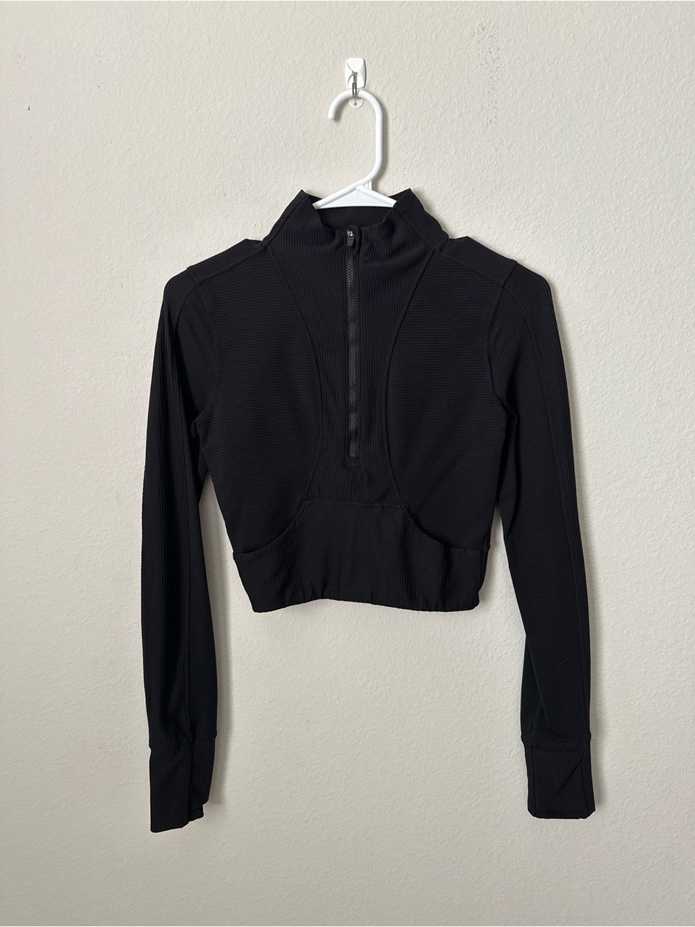Women's Black Long-Sleeve Half-Zip Cropped Top